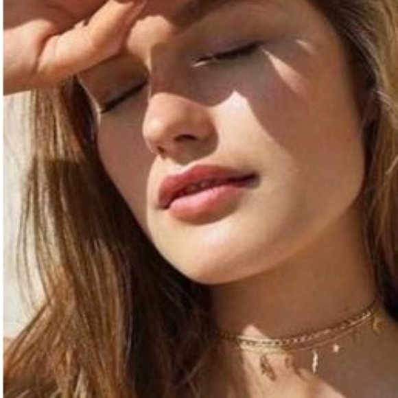 Urban Outfitters "In the Stars" Short Necklace - Picture 1 of 2